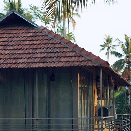 Vrindavan Homestay Mundrothuruth Экстерьер фото